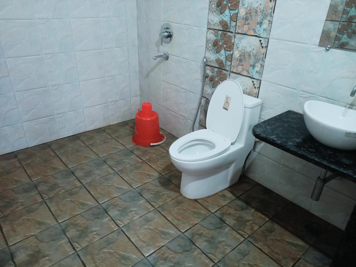 ג'אבלפור Nisarg Resort מראה חיצוני תמונה